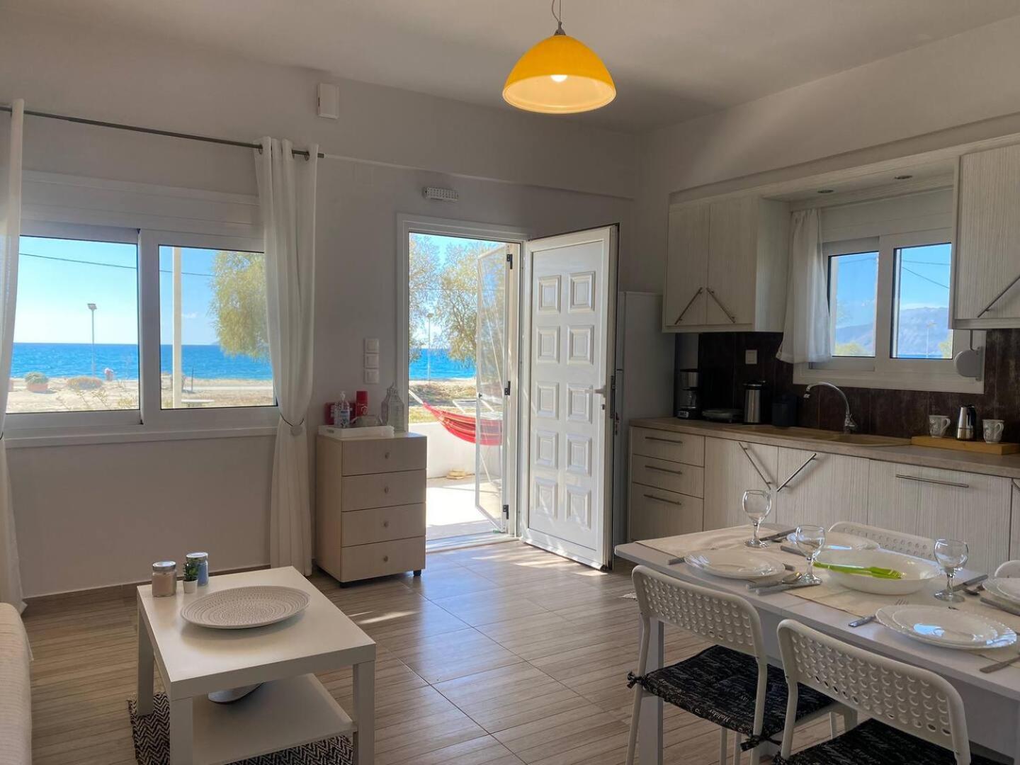 Zen Seaside Apartment カラマキ エクステリア 写真